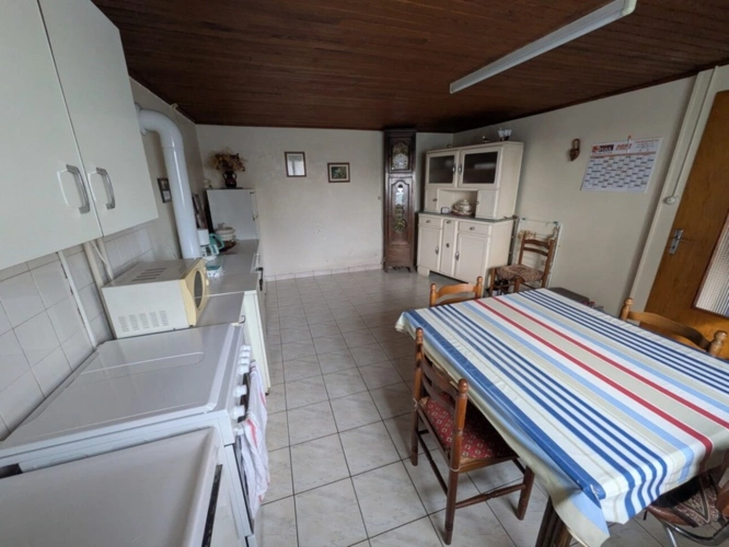 Photos 9 - Rurale - Bubry propriété composée d'une maison à usage d'habitation avec garage, deux petits hangars, une grange en pierre, une longère en pierre, un grand hangar avec ancienne étable, 1.5 hectare de terrain