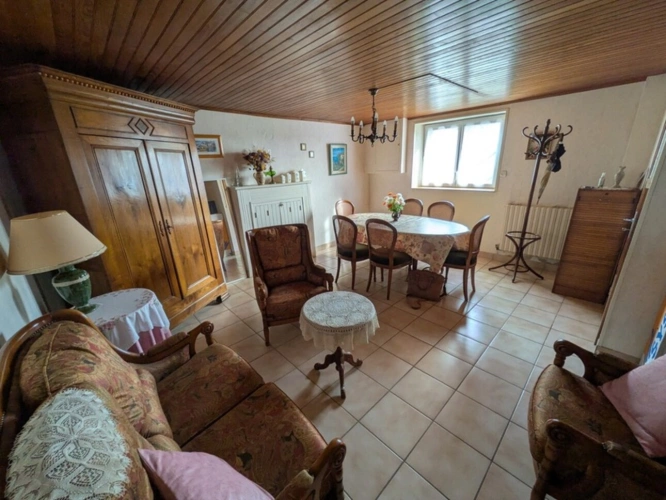 Photos 10 - Rurale - Bubry propriété composée d'une maison à usage d'habitation avec garage, deux petits hangars, une grange en pierre, une longère en pierre, un grand hangar avec ancienne étable, 1.5 hectare de terrain