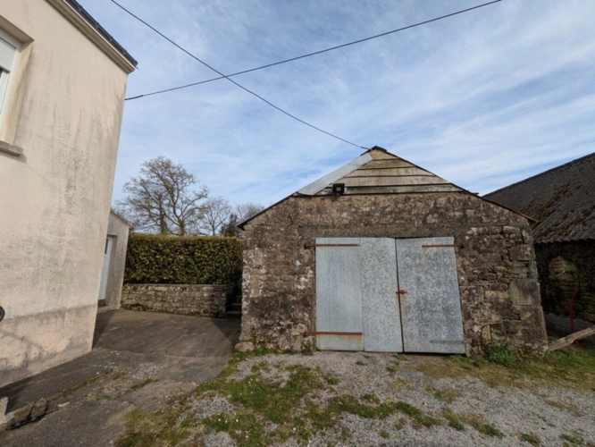 Photos 32 - Rurale - Bubry propriété composée d'une maison à usage d'habitation avec garage, deux petits hangars, une grange en pierre, une longère en pierre, un grand hangar avec ancienne étable, 1.5 hectare de terrain