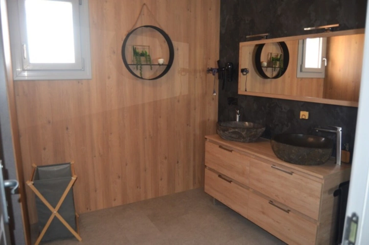 Photos 9 - Rurale - Ensemble immobilier composé de deux maisons et d'un hangar CUISIA (39)