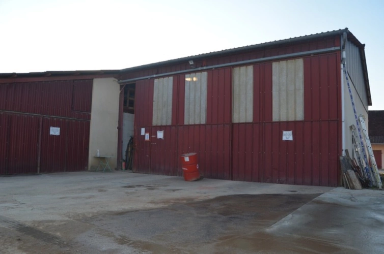 Photos 16 - Rurale - Ensemble immobilier composé de deux maisons et d'un hangar CUISIA (39)