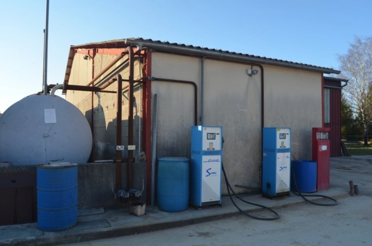 Photos 17 - Rurale - Ensemble immobilier composé de deux maisons et d'un hangar CUISIA (39)