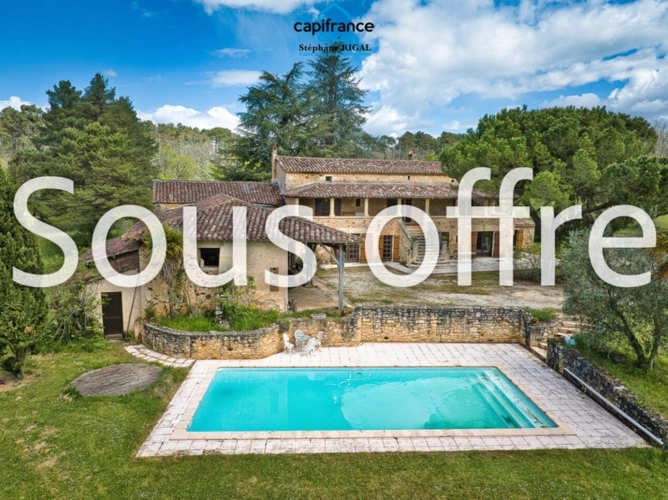 Photos 1 - Équestre - Propriete à vendre 7 pièces FUMEL (47) Propriété de 230m2 sur 11ha de prairie et de bois. Piscine et lac