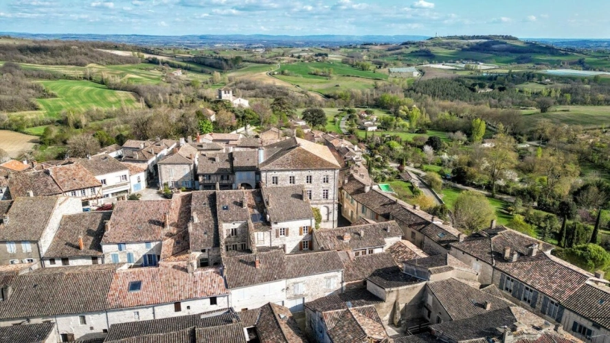 Photos 1 - Rurale - Maison