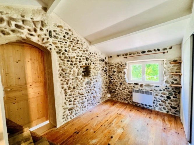 Photos 7 - Rurale - Grande ferme rénovée avec dépendances et fort potentiel d'am