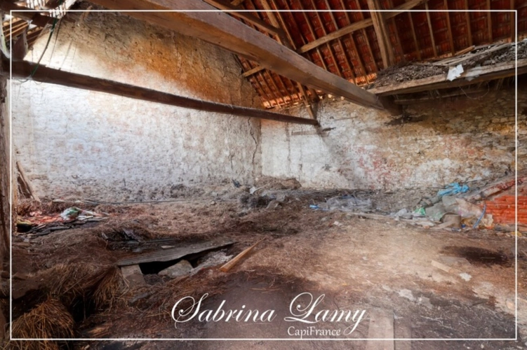 Photos 10 - Rurale - Propriete ancien corps de ferme à vendre 6 pièces BAYE (51)