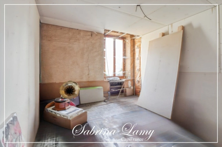 Photos 14 - Rurale - Propriete ancien corps de ferme à vendre 6 pièces BAYE (51)