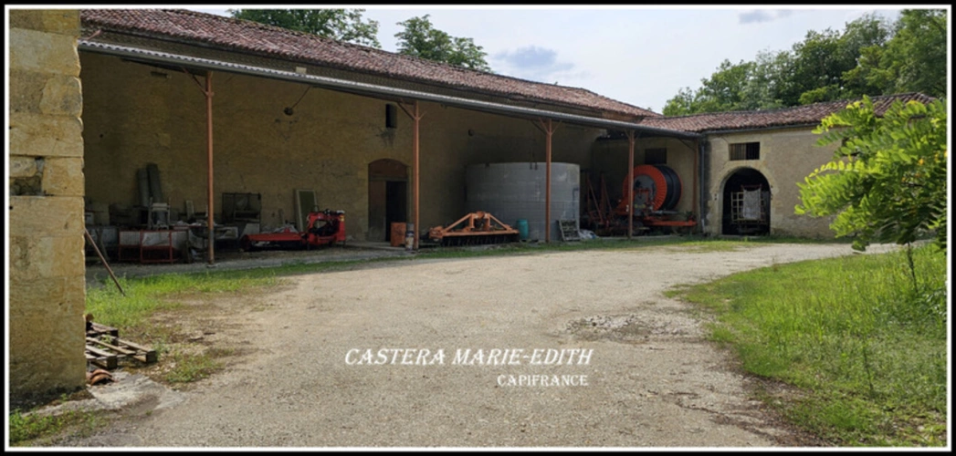 Photos 7 - Rurale - Dpt Gers (32), à vendre proche de AUCH   Bâtiment 860 M² à rénover