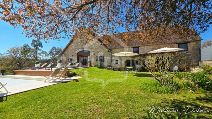 Photos 1 - Prestige - Élégance, rentabilité et art de vivre – Domaine touristique avec potentiel équestre aux portes de Padirac