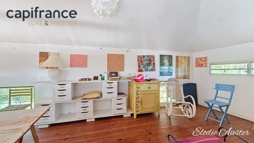 Photos 25 - Prestigious - 5-bedroom villa with unobstructed views in a sought-after area