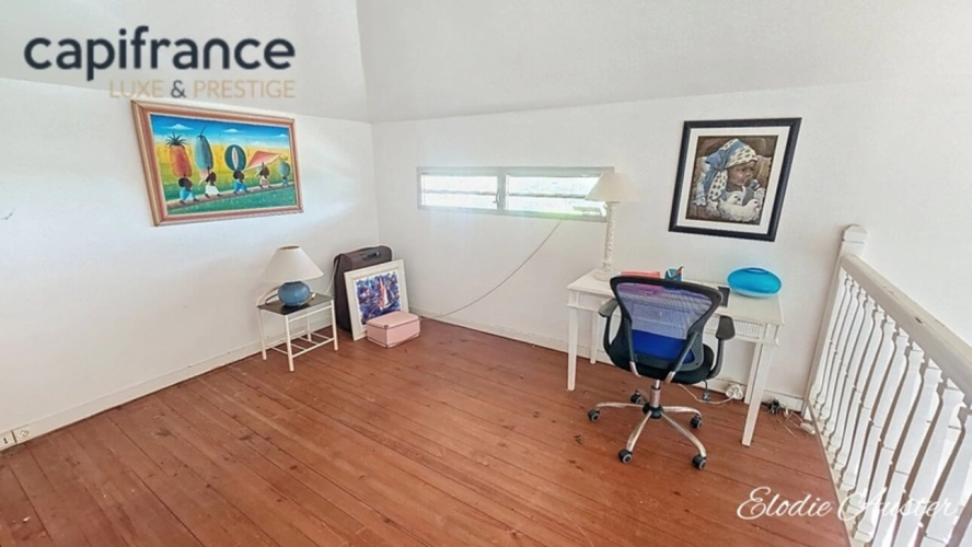 Photos 27 - Prestigious - 5-bedroom villa with unobstructed views in a sought-after area