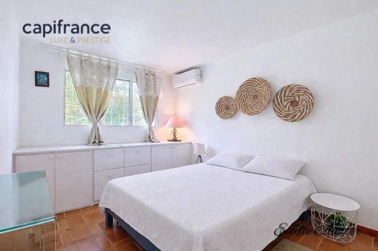 Photos 17 - Prestigious - 5-bedroom villa with unobstructed views in a sought-after area