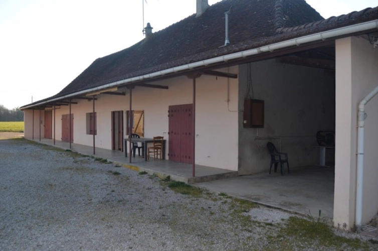 Photos 17 - Tourist - Ensemble immobilier composé de deux maisons et d'un hangar CUISIA (39)