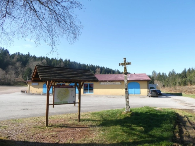 Photos 3 - Prestige - GIRMONT VAL D'AJOL (88) établissement à vendre de 3000m² au sol , mêlant dance et restauration.Terrain 25000m²