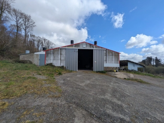 Photos 25 - Prestige - Kernascleden propriété composée d'une maison à usage d'habitation de 6 pièces 178 m² envion un hangar de 161m² envion, une ancienne lapinière de 700m² envion le tout sur une parcelle de 3.2 Hectares