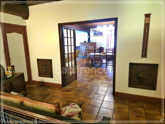 Photos 2 - Touristique - Ensemble immobilier de caractère avec fort potentiel – Maison de 305 m² + revenus locatifs