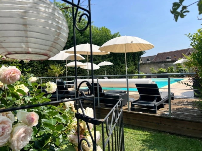 Photos 2 - Touristique - Propriété d'exception  570m² + activité gites entre Poitiers et Tours