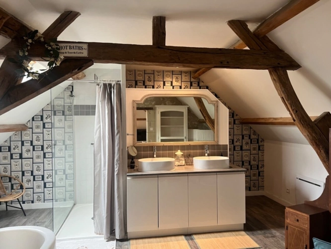 Photos 22 - Touristique - Propriété d'exception  570m² + activité gites entre Poitiers et Tours