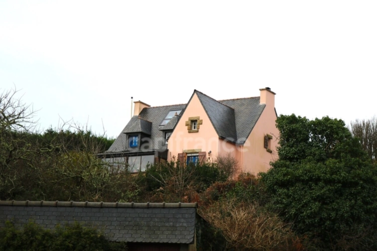 Photos 3 - Touristique - EXCLUSIVITE Propriete bord de mer, à vendre 10 pièces CAMARET SUR MER (29) Actuellement chambres d'hotes, 320 m2