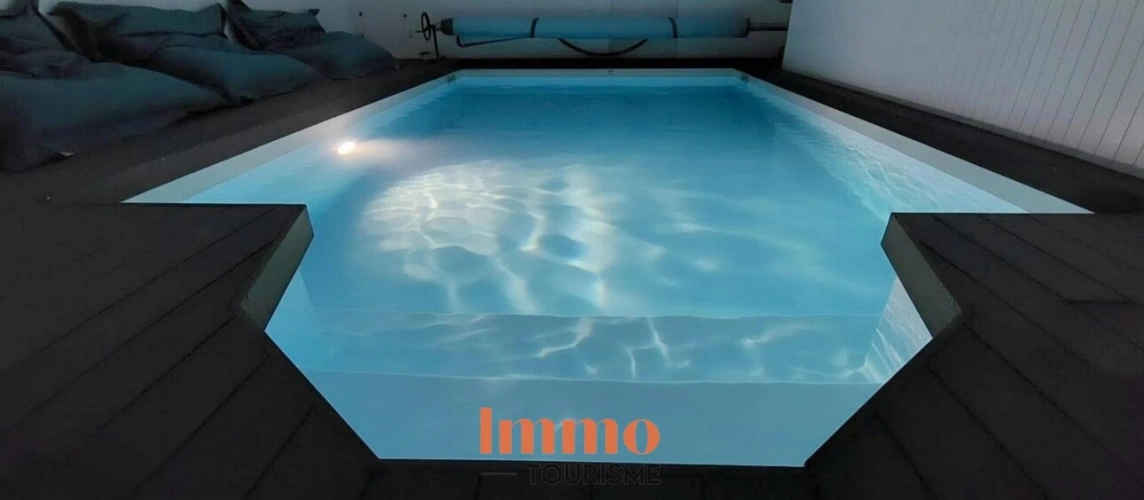 Photos 14 - Touristique - Propriété avec chambres d'hôtes et piscine intérieure en vil