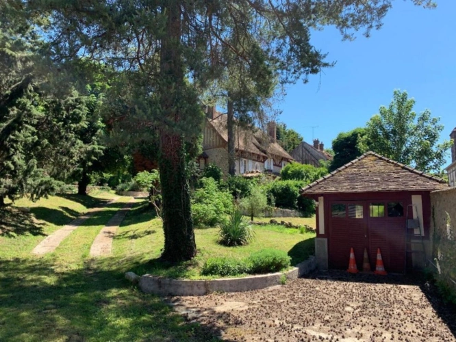 Photos 6 - Prestigious - Property