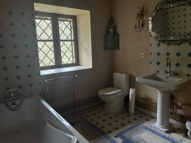 Photos 10 - Rural - Mansion