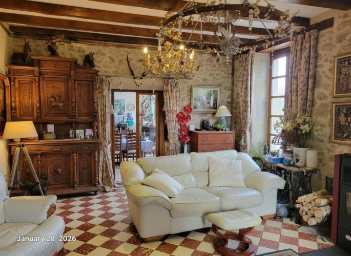 Photos 6 - Prestigious - Character property