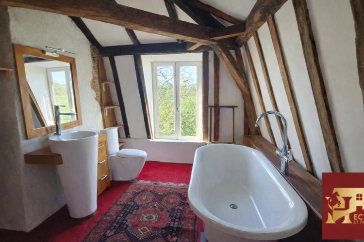 Photos 12 - Equestrian - ANCIEN MONASTERE de 214 m2 sur 50 ha - Idéal élevage chevaux -