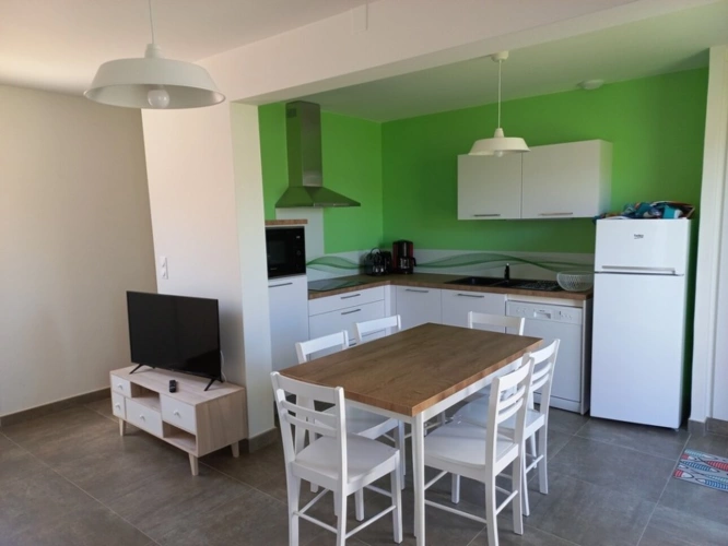 Photos 7 - Touristique - EXCLU CAPIFRANCE A Vendre ILE D'OLERON (17) en coeur village - Résidence para-hôtelière 11 meublés 3* proche plage