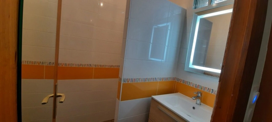 Photos 11 - Touristique - EXCLU CAPIFRANCE A Vendre ILE D'OLERON (17) en coeur village - Résidence para-hôtelière 11 meublés 3* proche plage