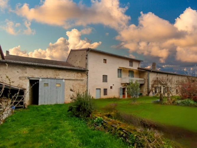 Photos 1 - Rurale - Propriete à vendre 15 pièces UCHIZY (71)