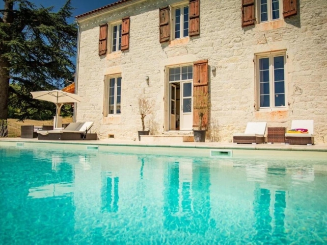 Photos 1 - Équestre - Domaine équestre de prestige au cœur de 18 hectares – Élégance, nature et art de vivre proche de THEZAC (47)
