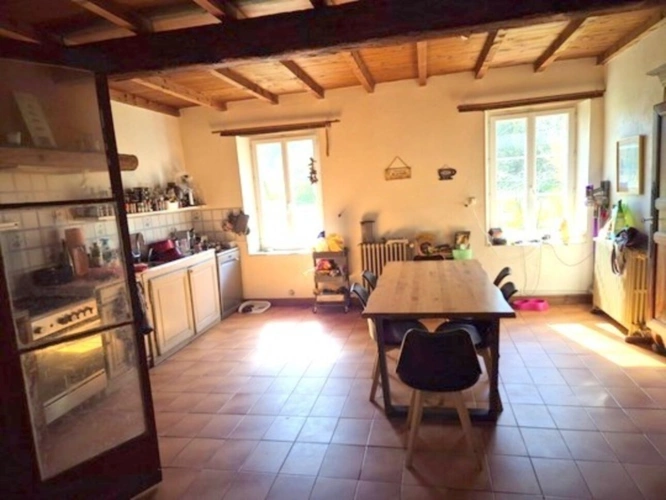 Photos 7 - Rurale - Corps de Ferme, écrin de verdure, 250 m2 habitables, 18 000 m2 de terrain, 400 m2 de dépendances, 20 mn Angoulême centre