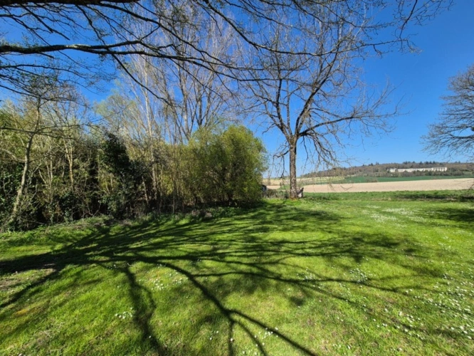Photos 15 - Rurale - Corps de Ferme, écrin de verdure, 250 m2 habitables, 18 000 m2 de terrain, 400 m2 de dépendances, 20 mn Angoulême centre