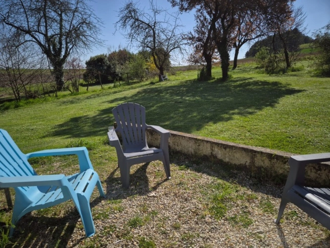 Photos 22 - Rurale - Corps de Ferme, écrin de verdure, 250 m2 habitables, 18 000 m2 de terrain, 400 m2 de dépendances, 20 mn Angoulême centre