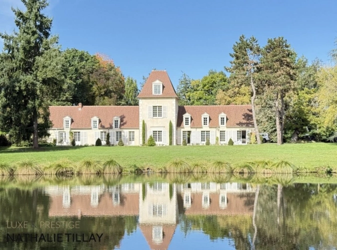 Photos 4 - Prestige - Plateau de Sologne, propriété d'agrément a vendre : Parc de 33 ha, piscine, tennis, biotope Solognot: bois, foret , prairies , étangs , petite chasse et peche. Proche Orleans