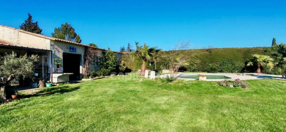 Photos 2 - Prestige - Propriete à vendre 5 pièces ARLES (13)