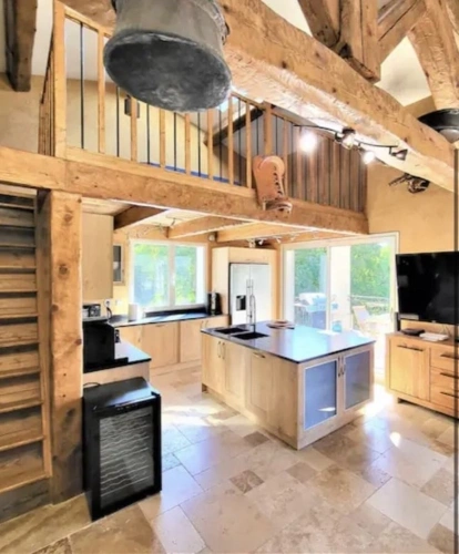 Photos 3 - Prestige - Propriete Peyroules Villa avec piscine intérieure dex hangars forte rentabilité