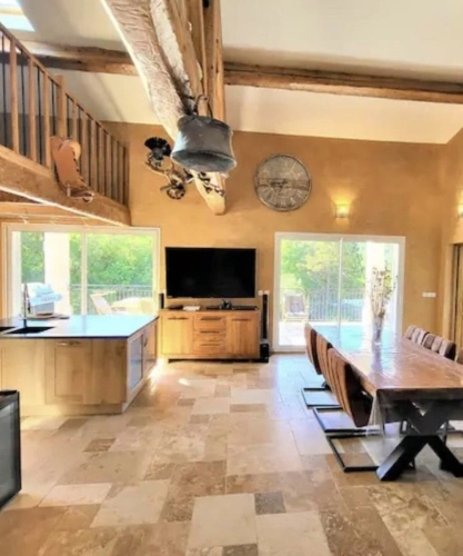 Photos 4 - Prestige - Propriete Peyroules Villa avec piscine intérieure dex hangars forte rentabilité