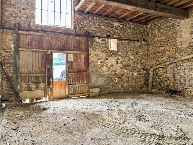 Photos 3 - Rurale - Dpt Pyrénées Orientales (66), en exclusivité - Au coeur du village Catalan de Banyuls-dels-Aspres - Grange de 58 m² à réhabiliter