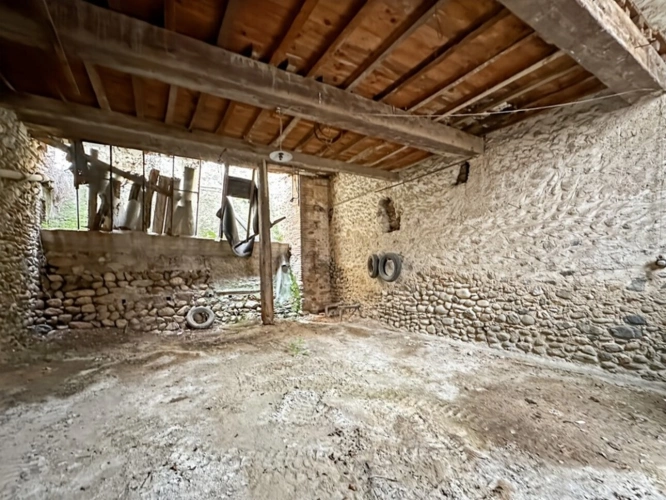 Photos 4 - Rurale - Dpt Pyrénées Orientales (66), en exclusivité - Au coeur du village Catalan de Banyuls-dels-Aspres - Grange de 58 m² à réhabiliter
