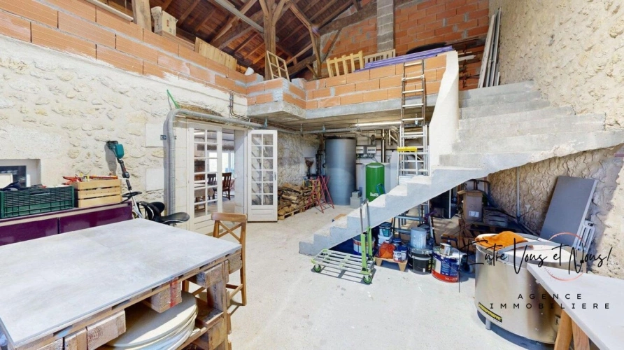 Photos 19 - Touristique - MAISON EN PIERRE SUR UNE PROPRIÉTÉ DE 8 HECTARES