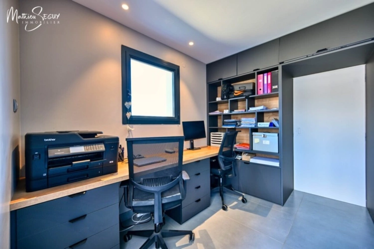 Photos 20 - Prestige - Propriete de Prestige à THURINS (69)