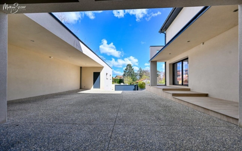 Photos 29 - Prestige - Propriete de Prestige à THURINS (69)