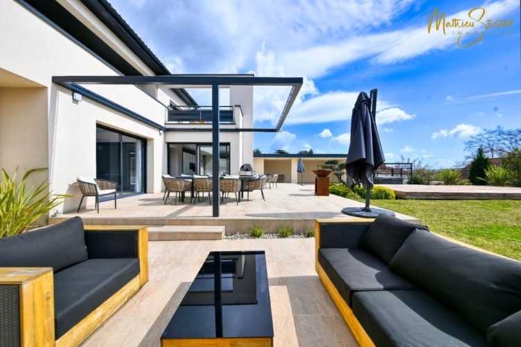 Photos 33 - Prestige - Propriete de Prestige à THURINS (69)