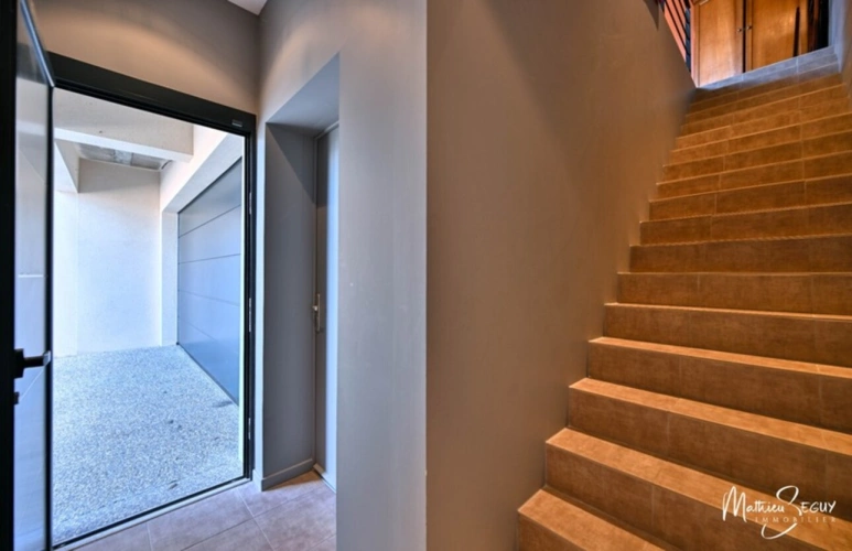 Photos 53 - Prestige - Propriete de Prestige à THURINS (69)