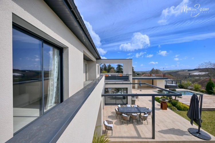 Photos 54 - Prestige - Propriete de Prestige à THURINS (69)