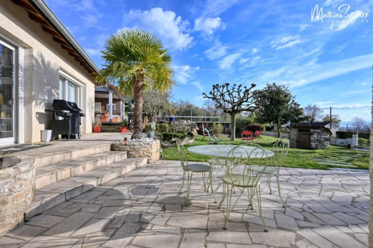 Photos 9 - Rurale - Propriété exceptionnelle à VALEILLE (42) avec parc agréamenté d'une piscine à débordement