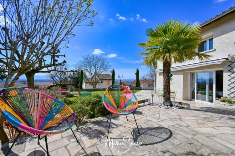 Photos 10 - Rurale - Propriété exceptionnelle à VALEILLE (42) avec parc agréamenté d'une piscine à débordement