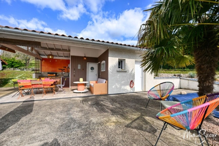 Photos 28 - Rurale - Propriété exceptionnelle à VALEILLE (42) avec parc agréamenté d'une piscine à débordement